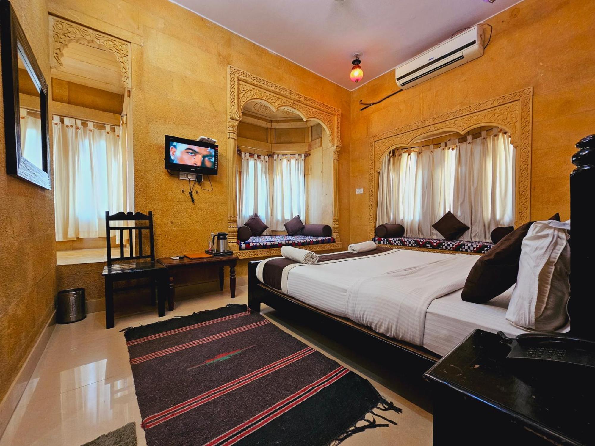Hotel Royal Haveli Jaisalmer Exterior photo