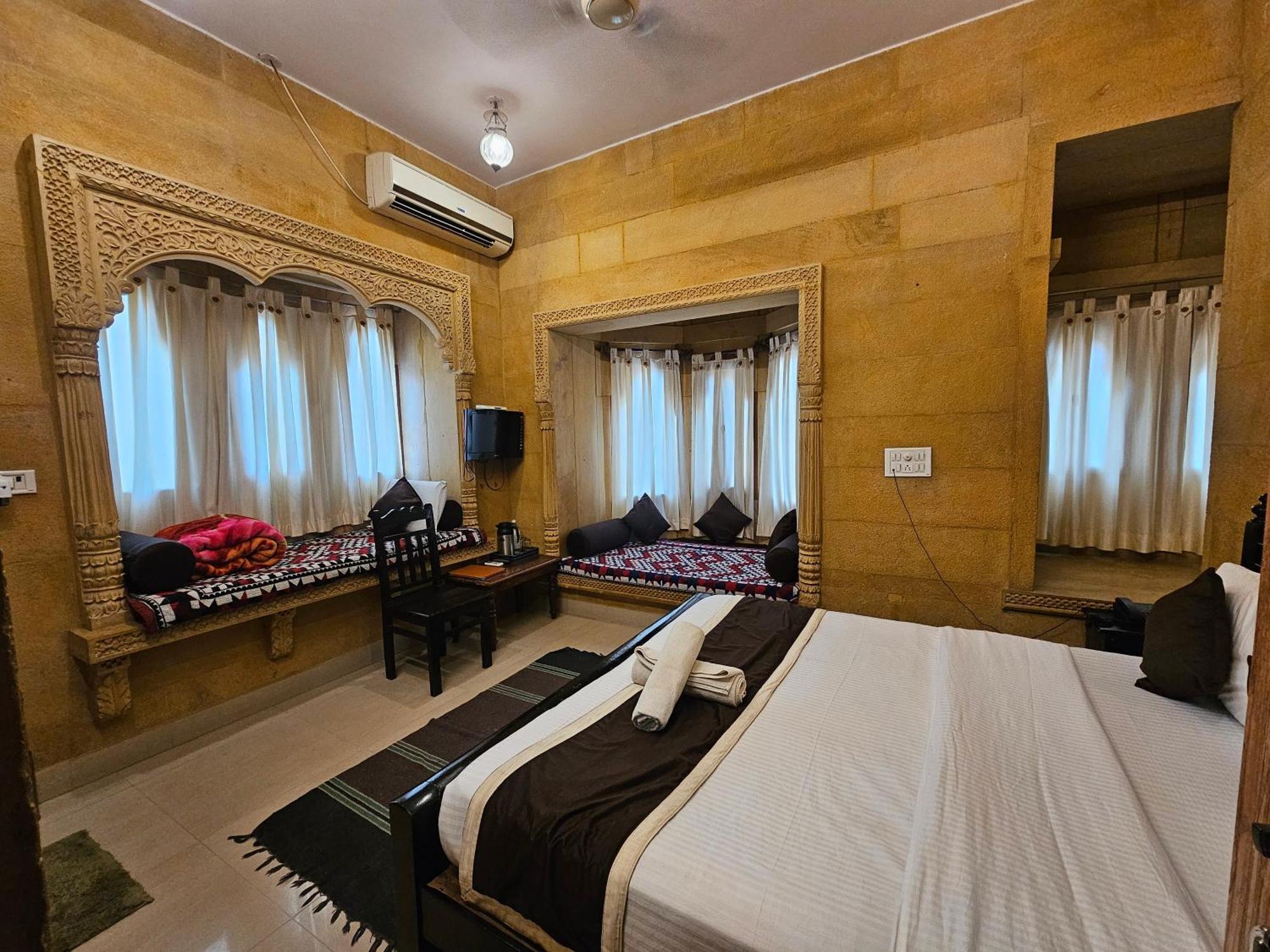 Hotel Royal Haveli Jaisalmer Exterior photo