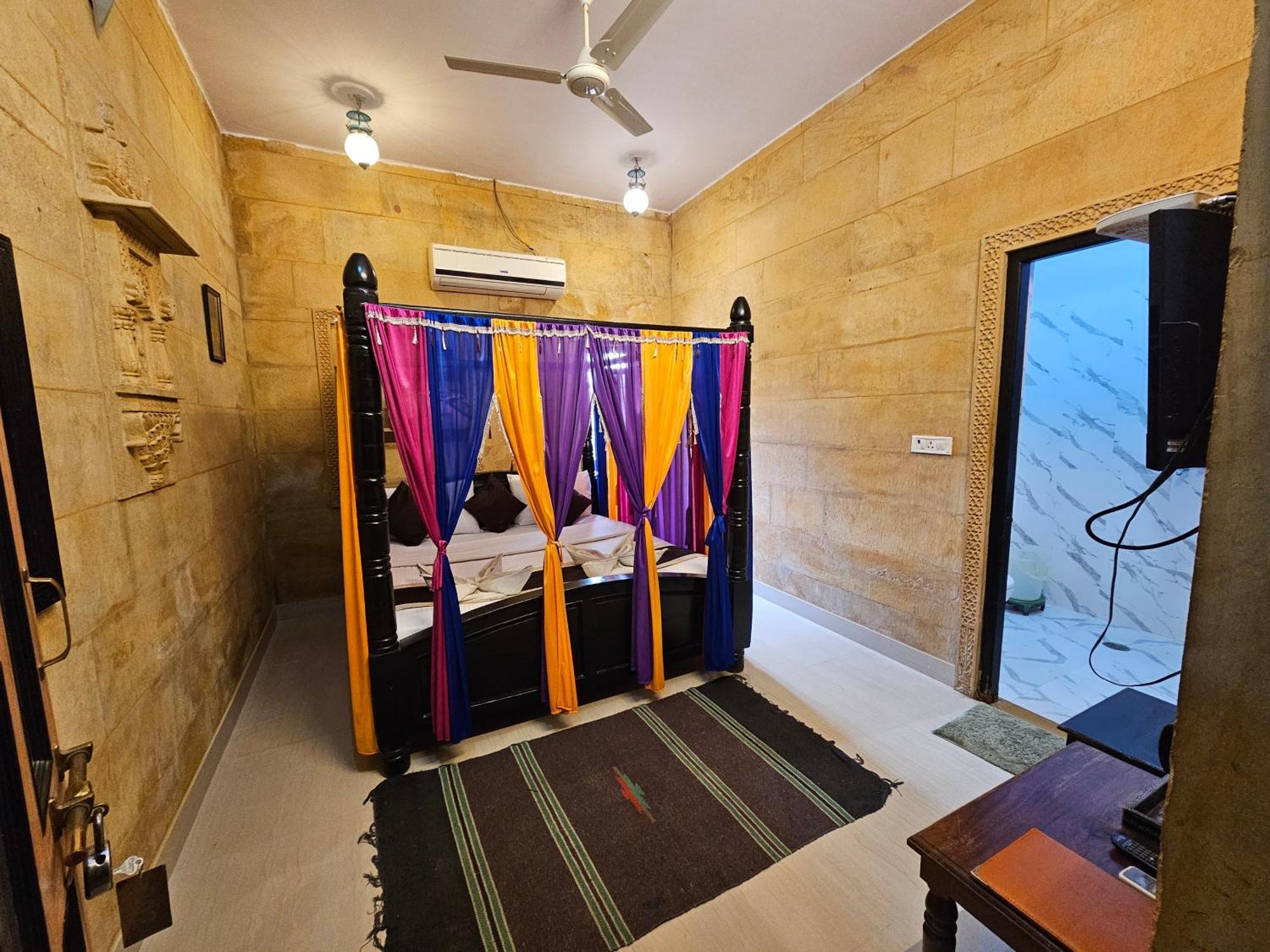 Hotel Royal Haveli Jaisalmer Exterior photo
